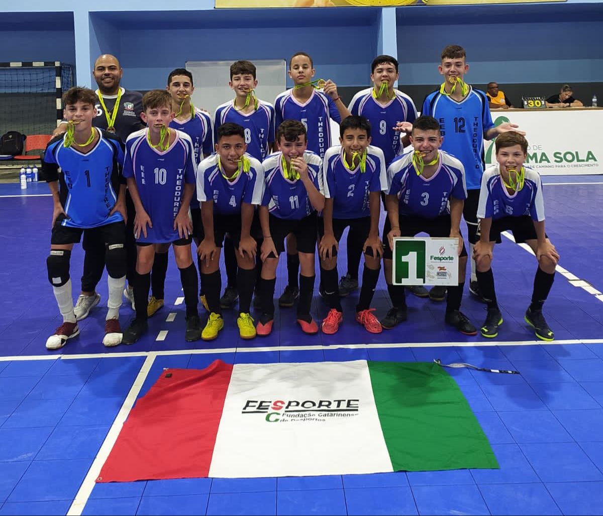 Alunos da Escola Theodureto campeões dos JESC